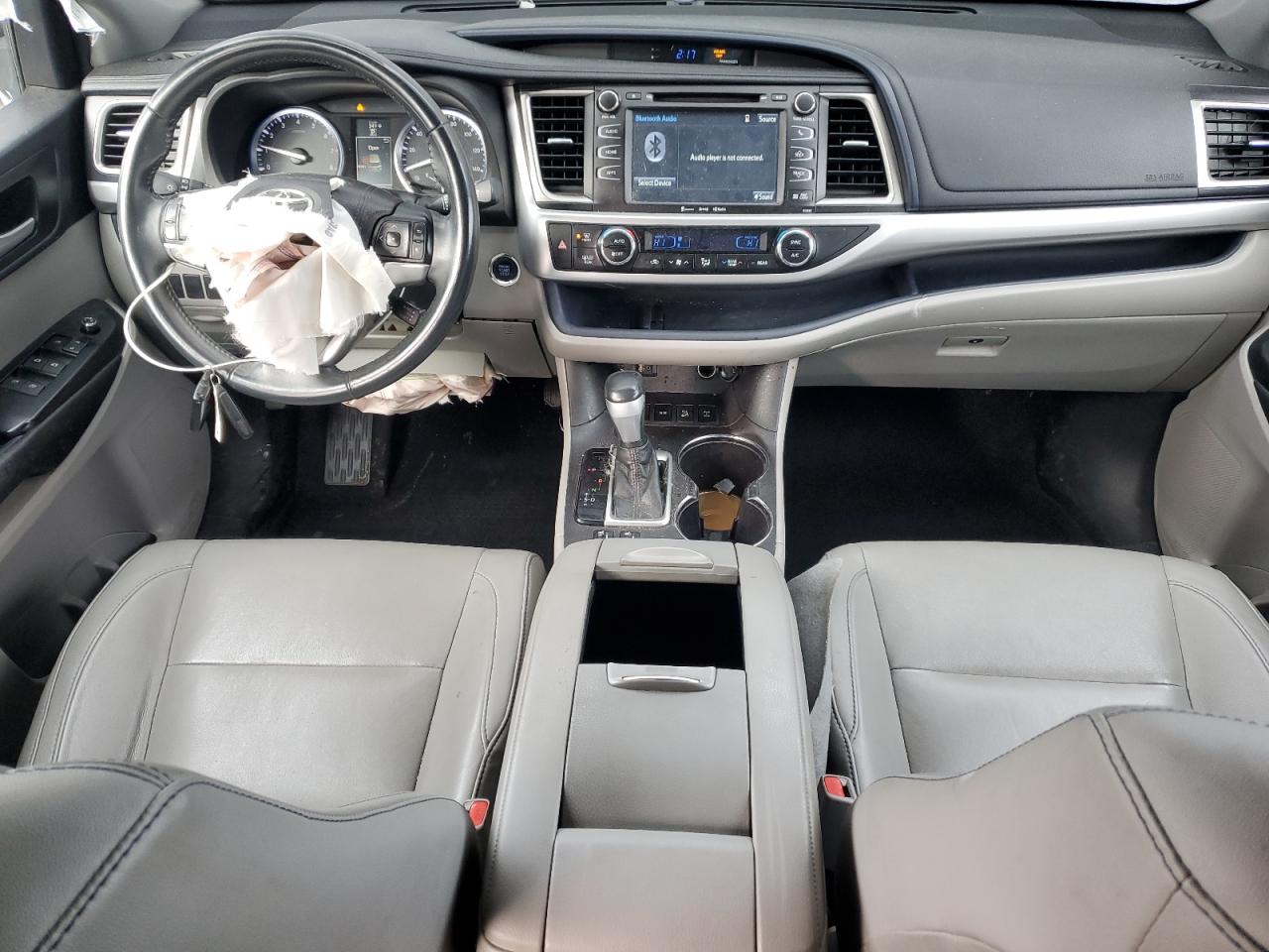TOYOTA HIGHLANDER XLE