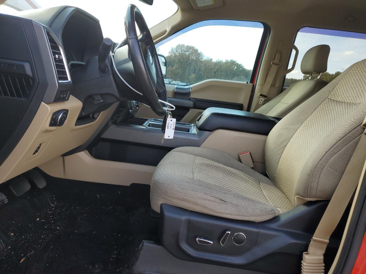 FORD F-150 SUPERCREW