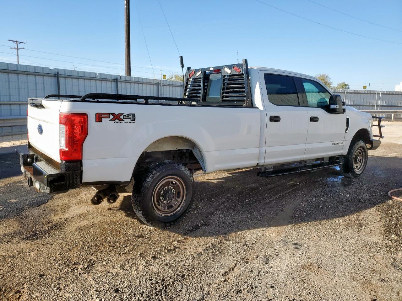 FORD F-350 SUPER DUTY