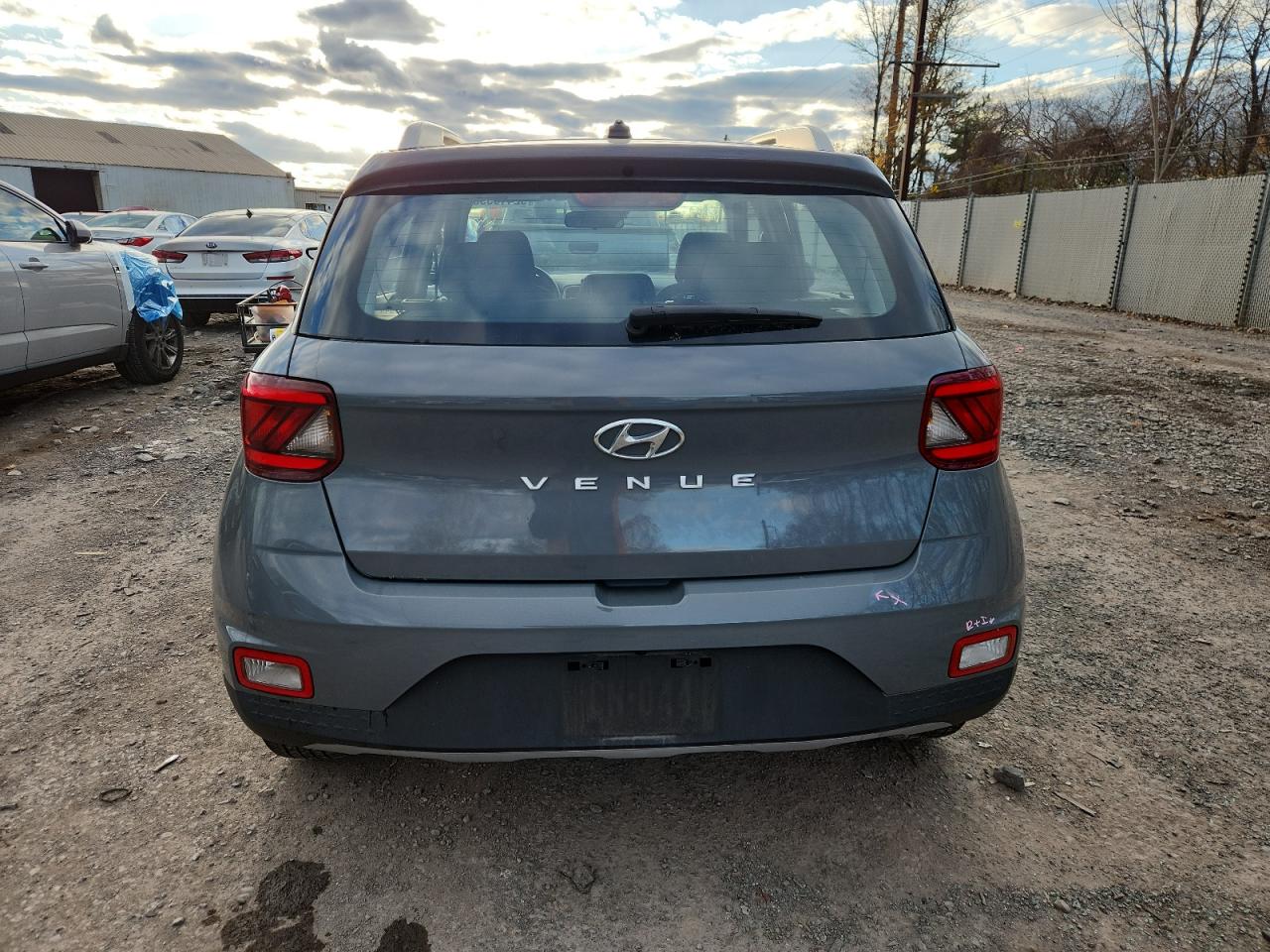 Lot #3315985088 2023 HYUNDAI VENUE SEL