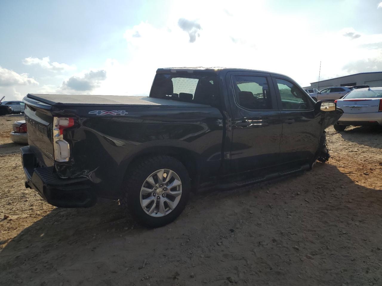 CHEVROLET SILVERADO K1500 CUSTOM