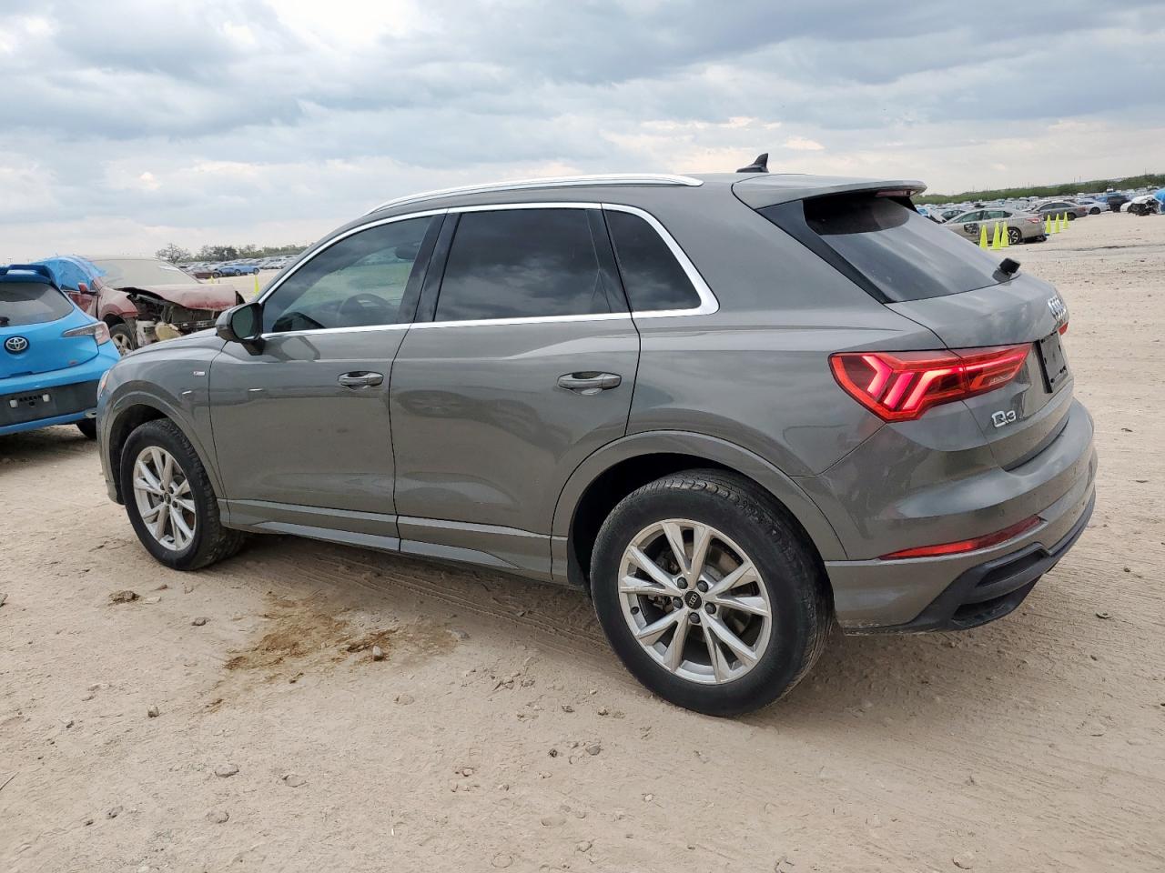 AUDI Q3 PREMIUM S LINE 45