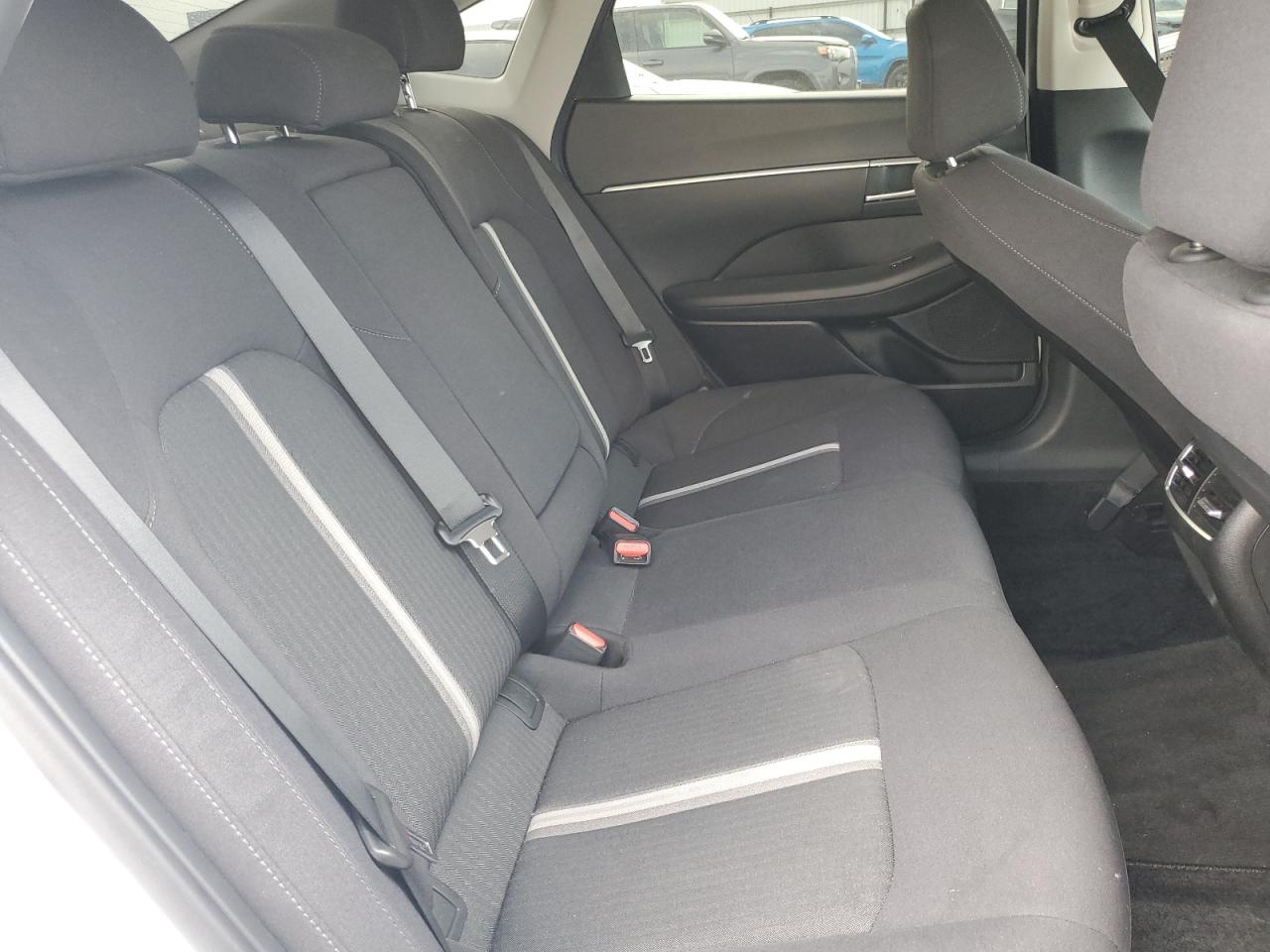 HYUNDAI SONATA HYBRID