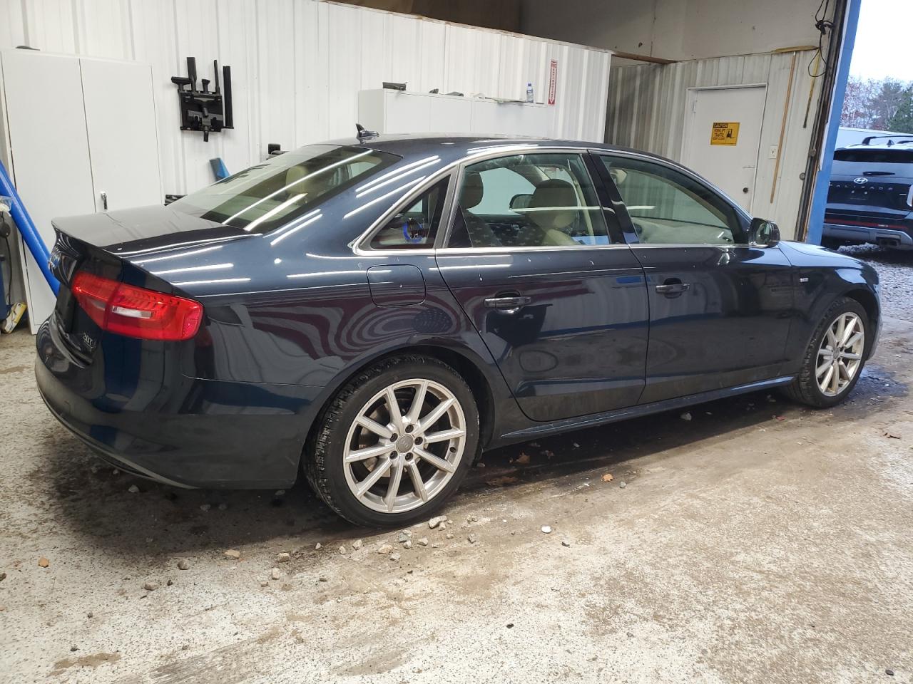 AUDI A4 PREMIUM S-LINE