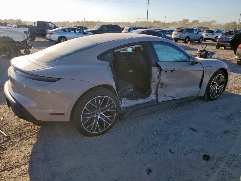 2021 PORSCHE TAYCAN #3318166379