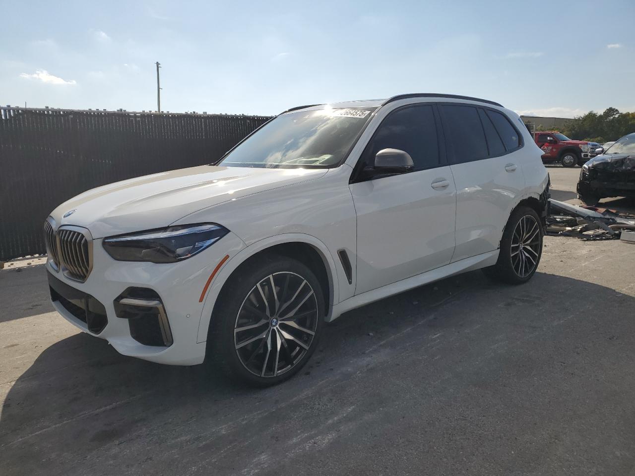 BMW X5 M M50I