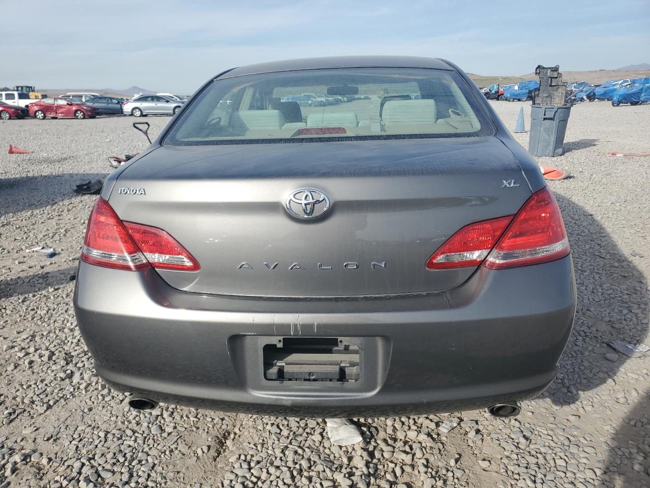 Lot #3287887284 2005 TOYOTA AVALON XL