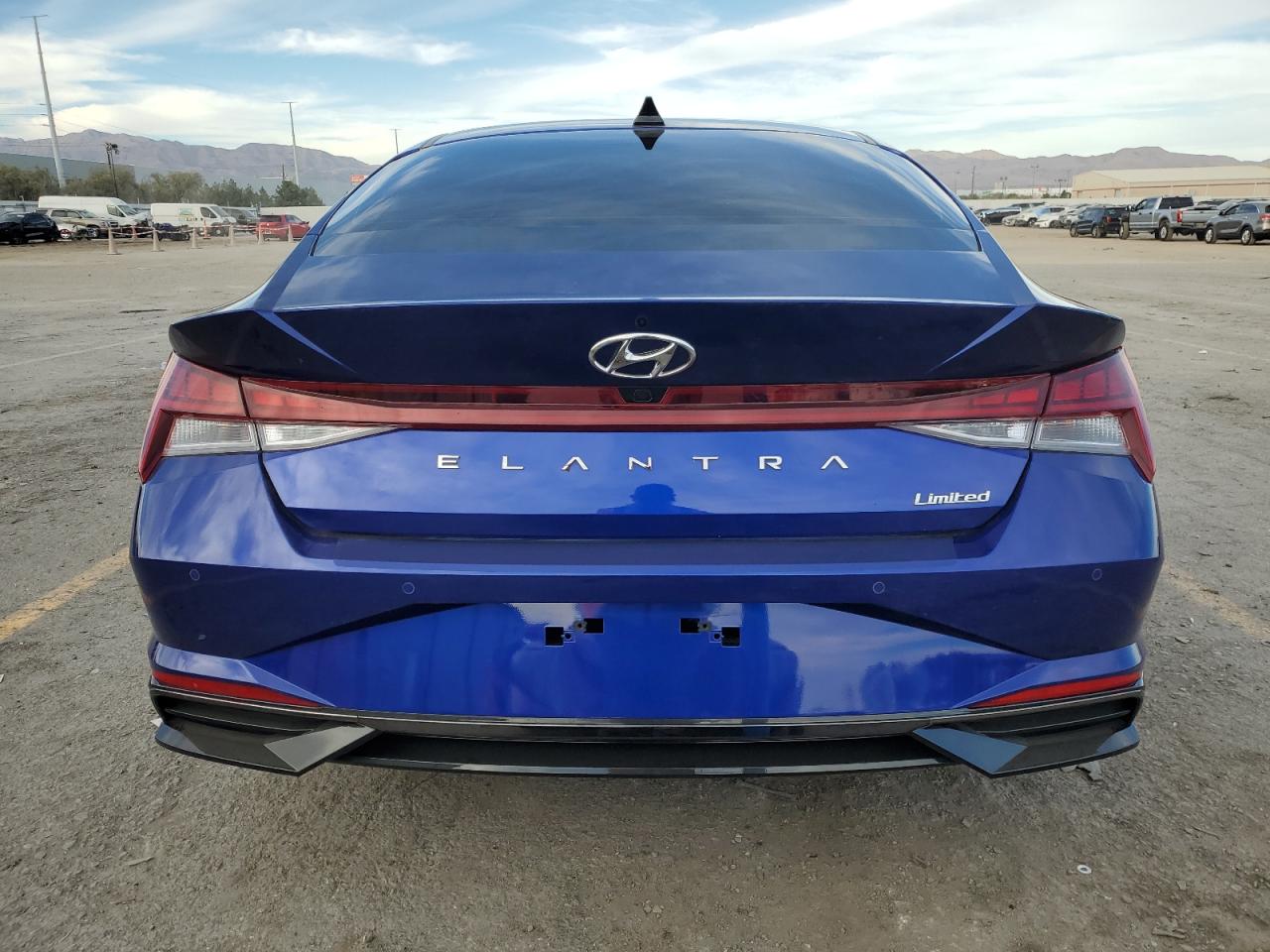 HYUNDAI ELANTRA LIMITED