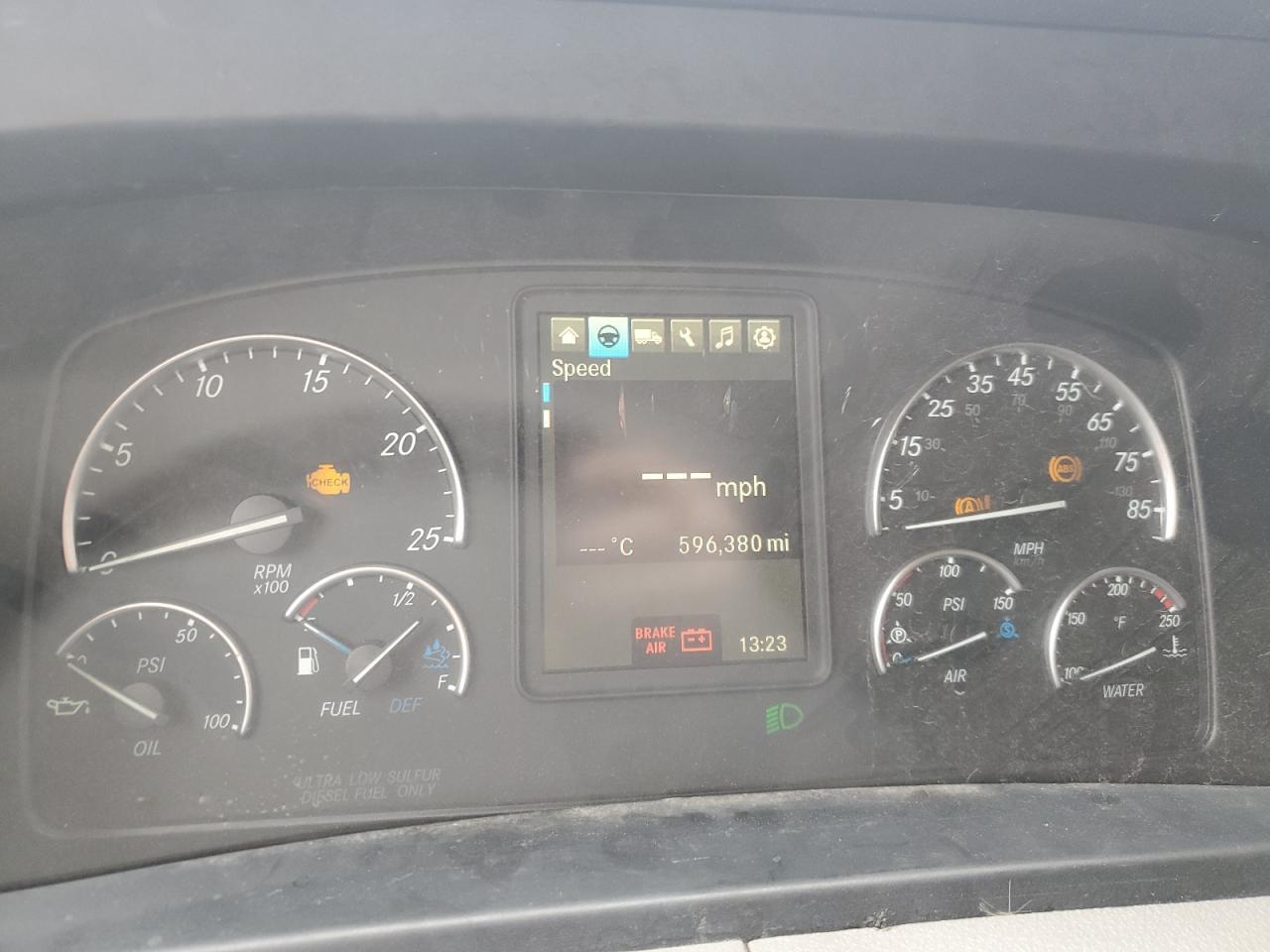 Lot #3283940831 2019 FREIGHTLINER CASCADIA 1