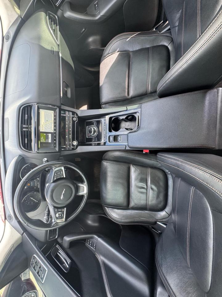 JAGUAR F-PACE PRESTIGE