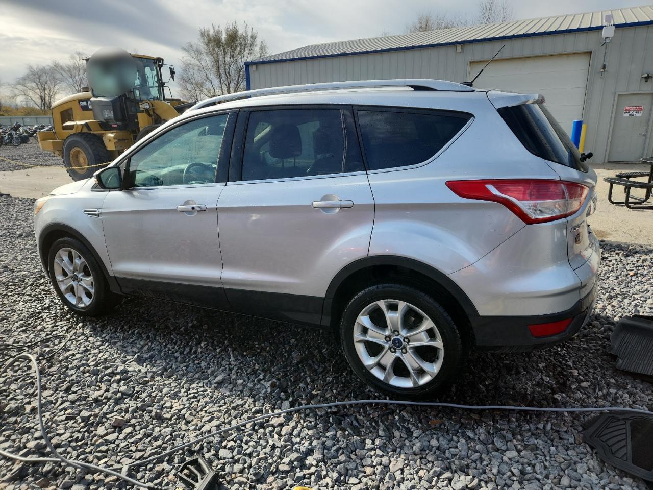 FORD ESCAPE TITANIUM