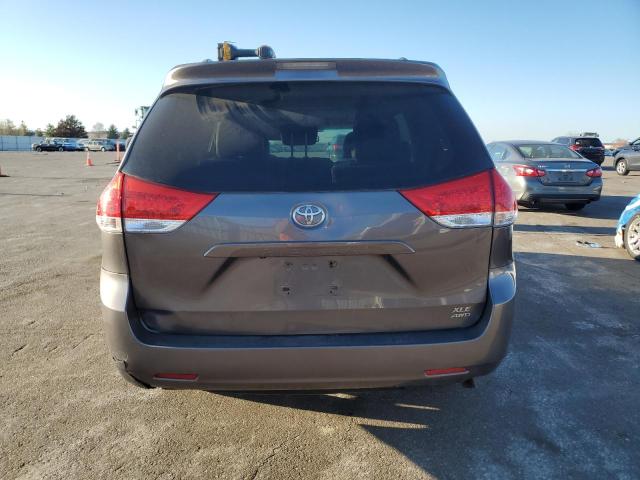 2011 TOYOTA SIENNA XLE #3292348272