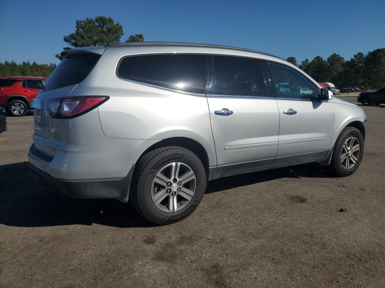 CHEVROLET TRAVERSE LT