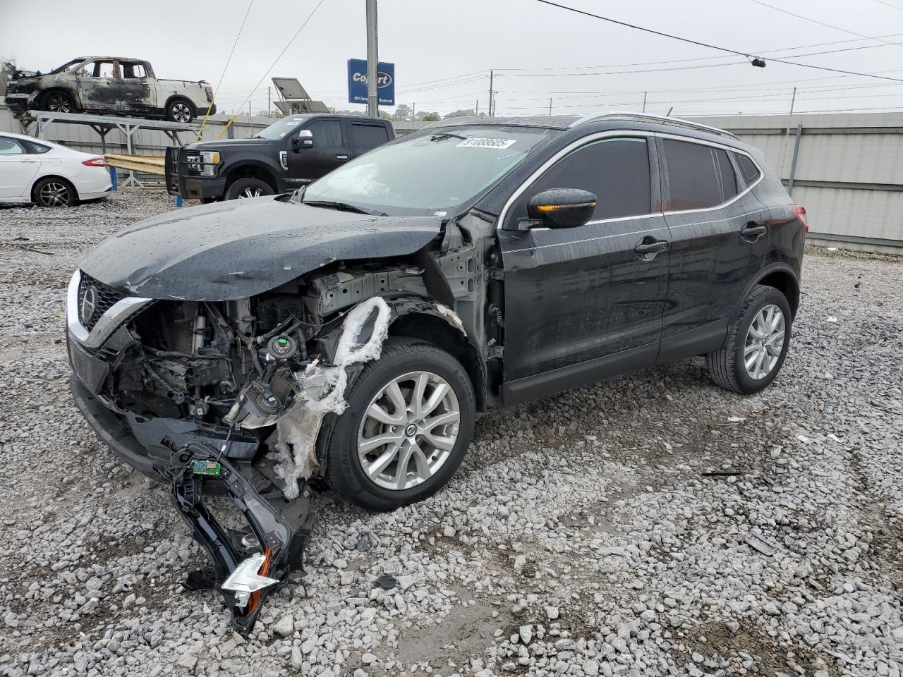 NISSAN ROGUE SPORT S