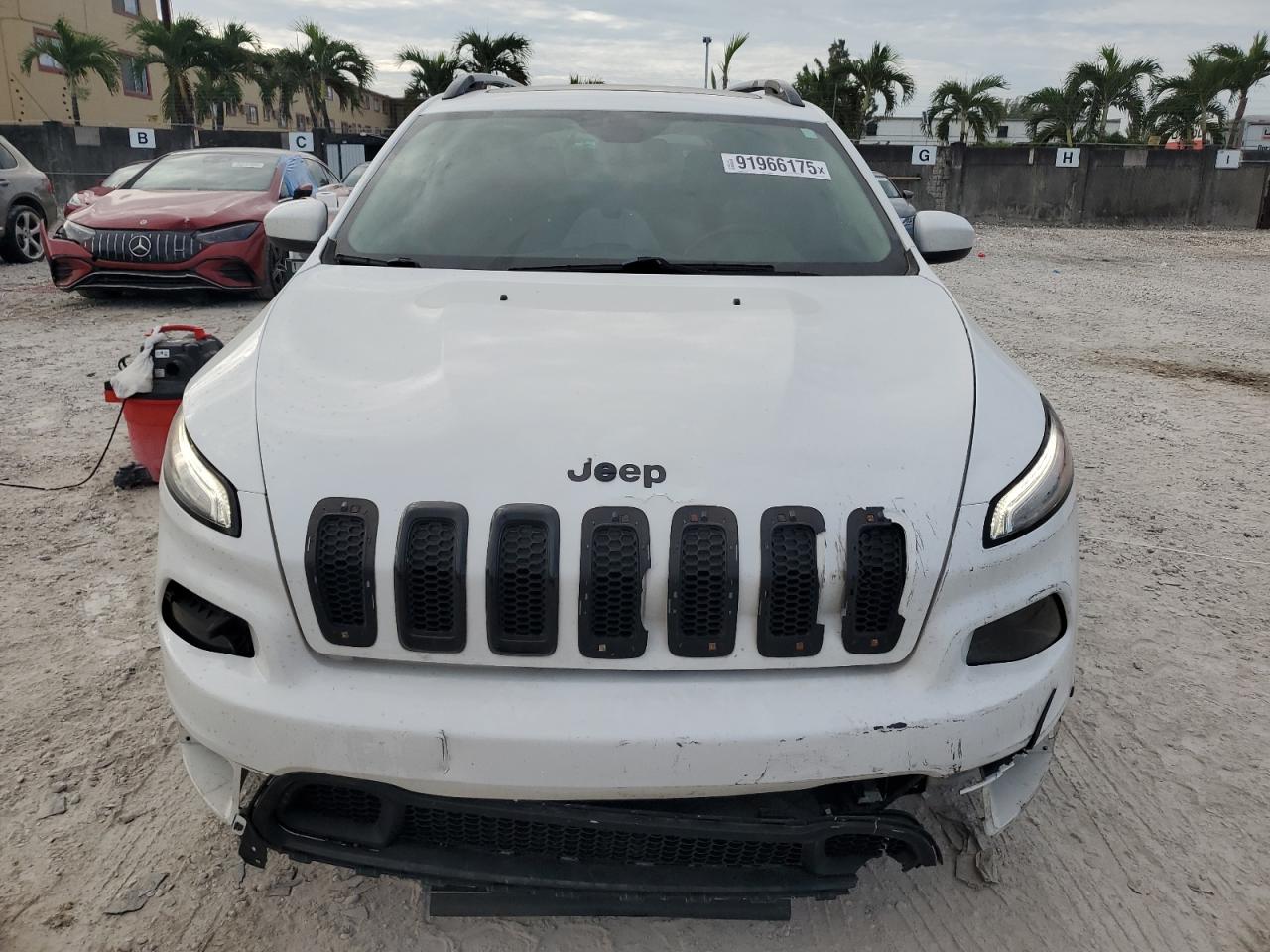 JEEP GRAND CHEROKEE LATITUDE