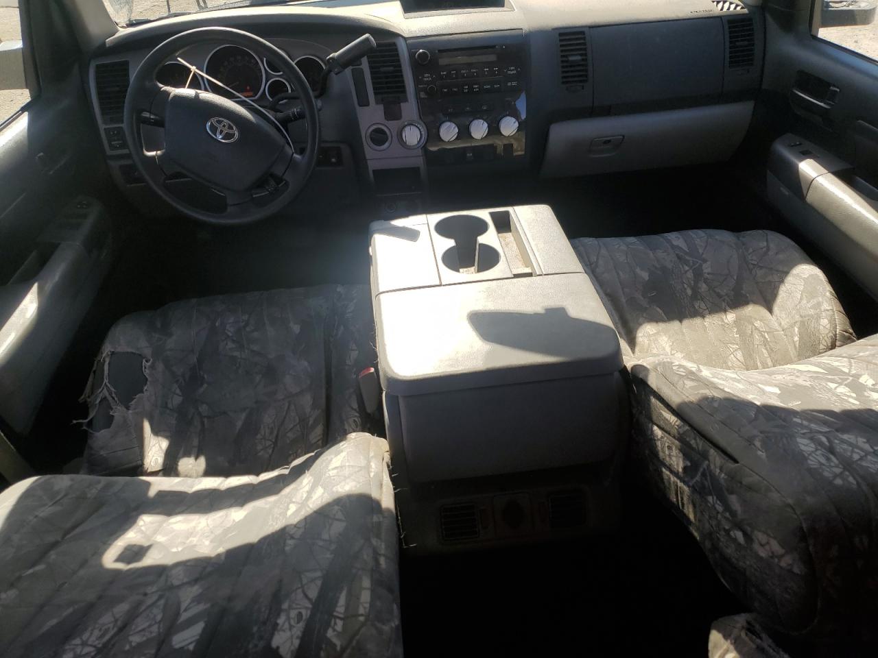 TOYOTA TUNDRA CREWMAX SR5