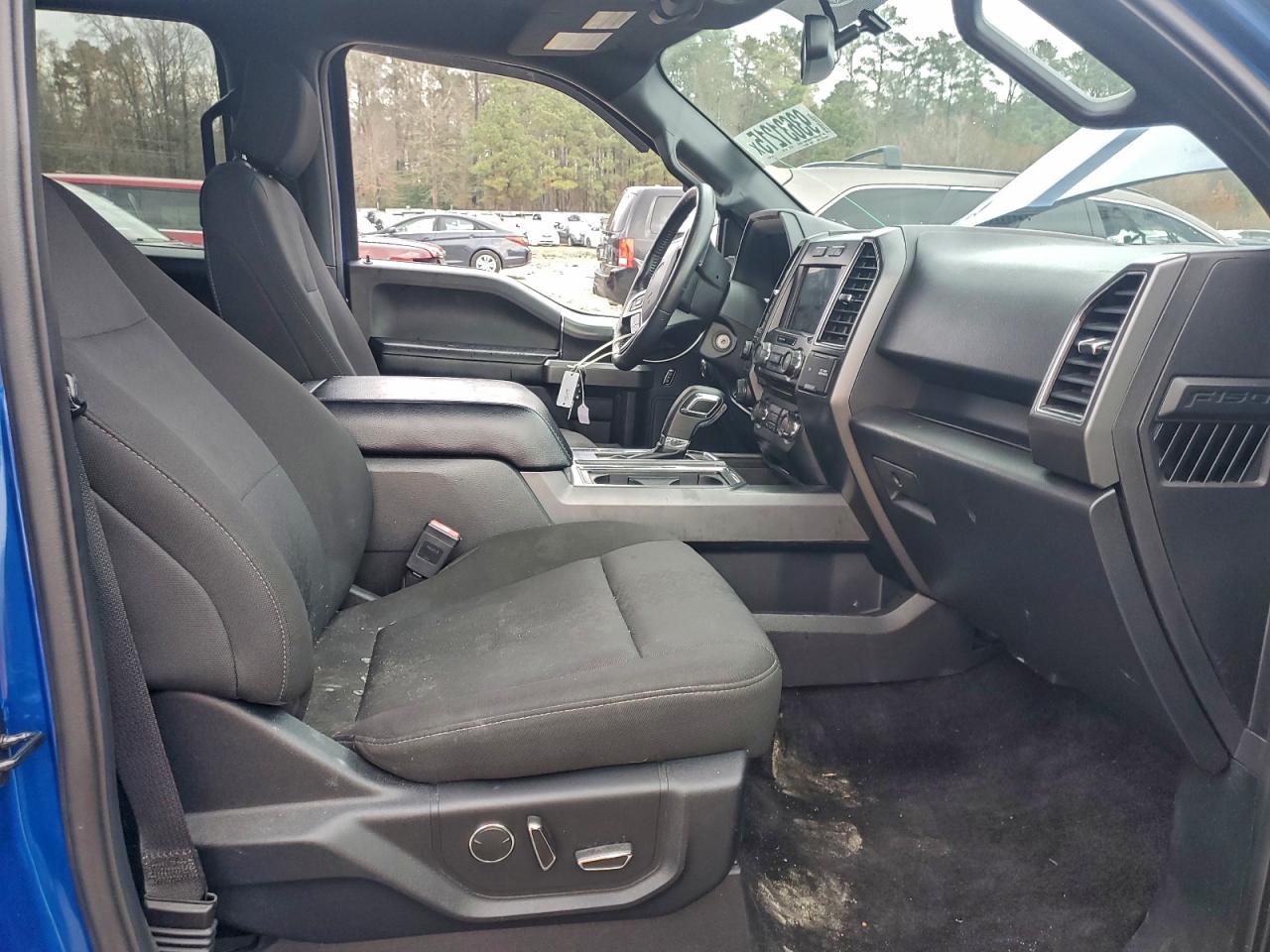 FORD F-150 SUPERCREW