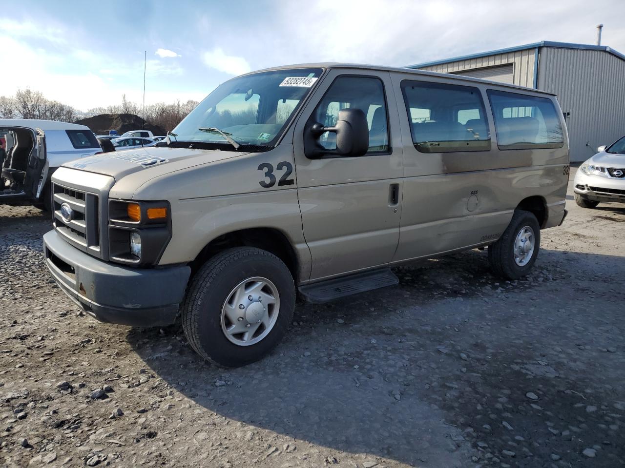 FORD ECONOLINE E250 VAN