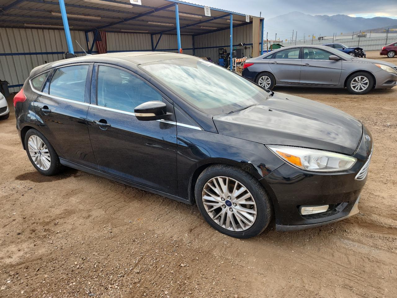 FORD FOCUS TITANIUM