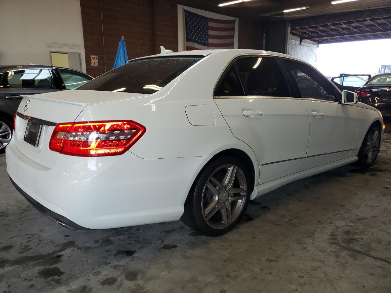 MERCEDES-BENZ E-CLASS 350