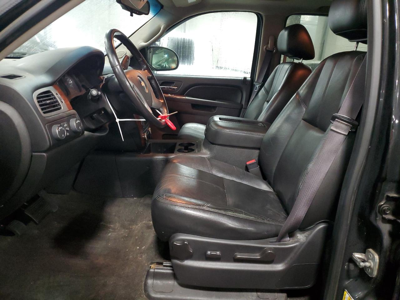 CHEVROLET TAHOE K1500 LT