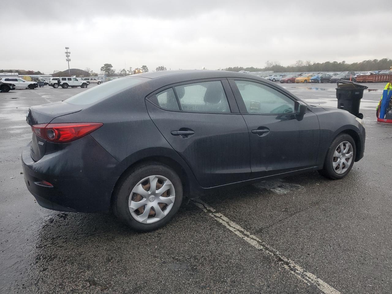 Lot #3315888105 2016 MAZDA 3 SPORT