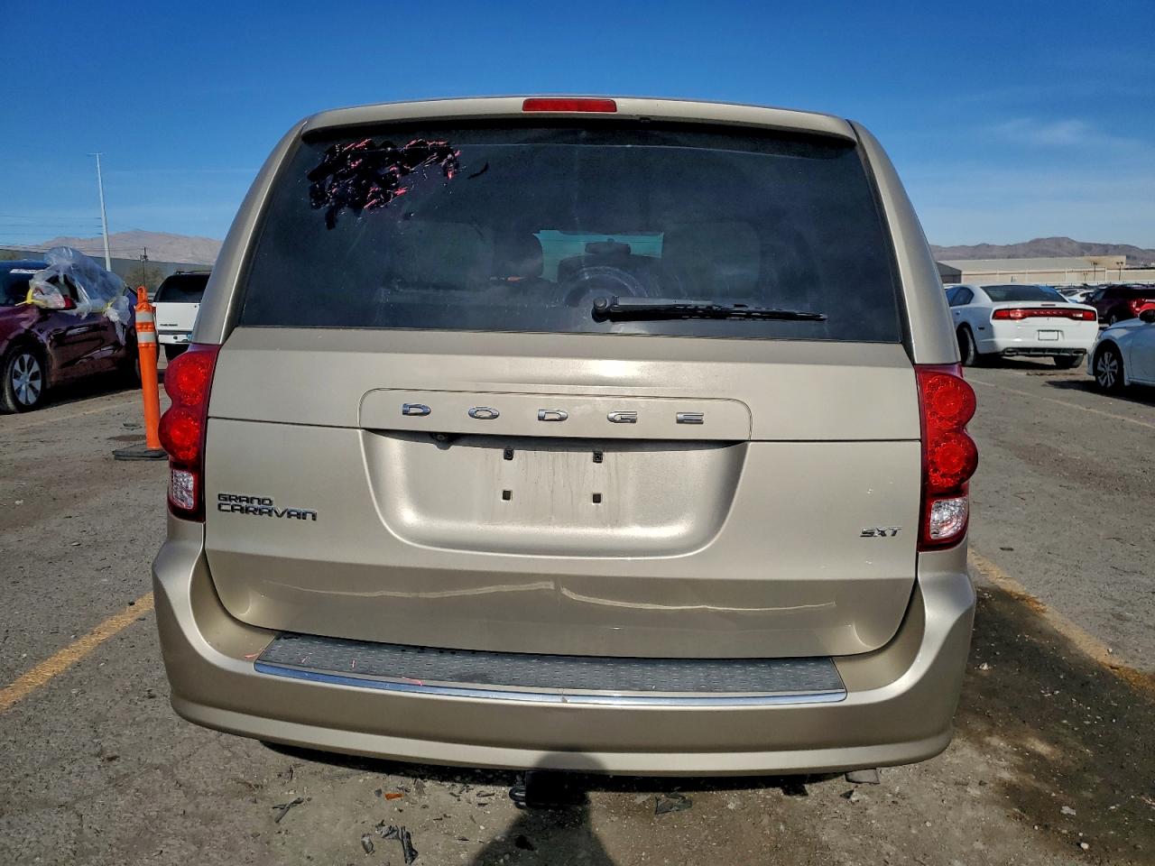 Lot #3318063385 2014 DODGE GRAND CARA