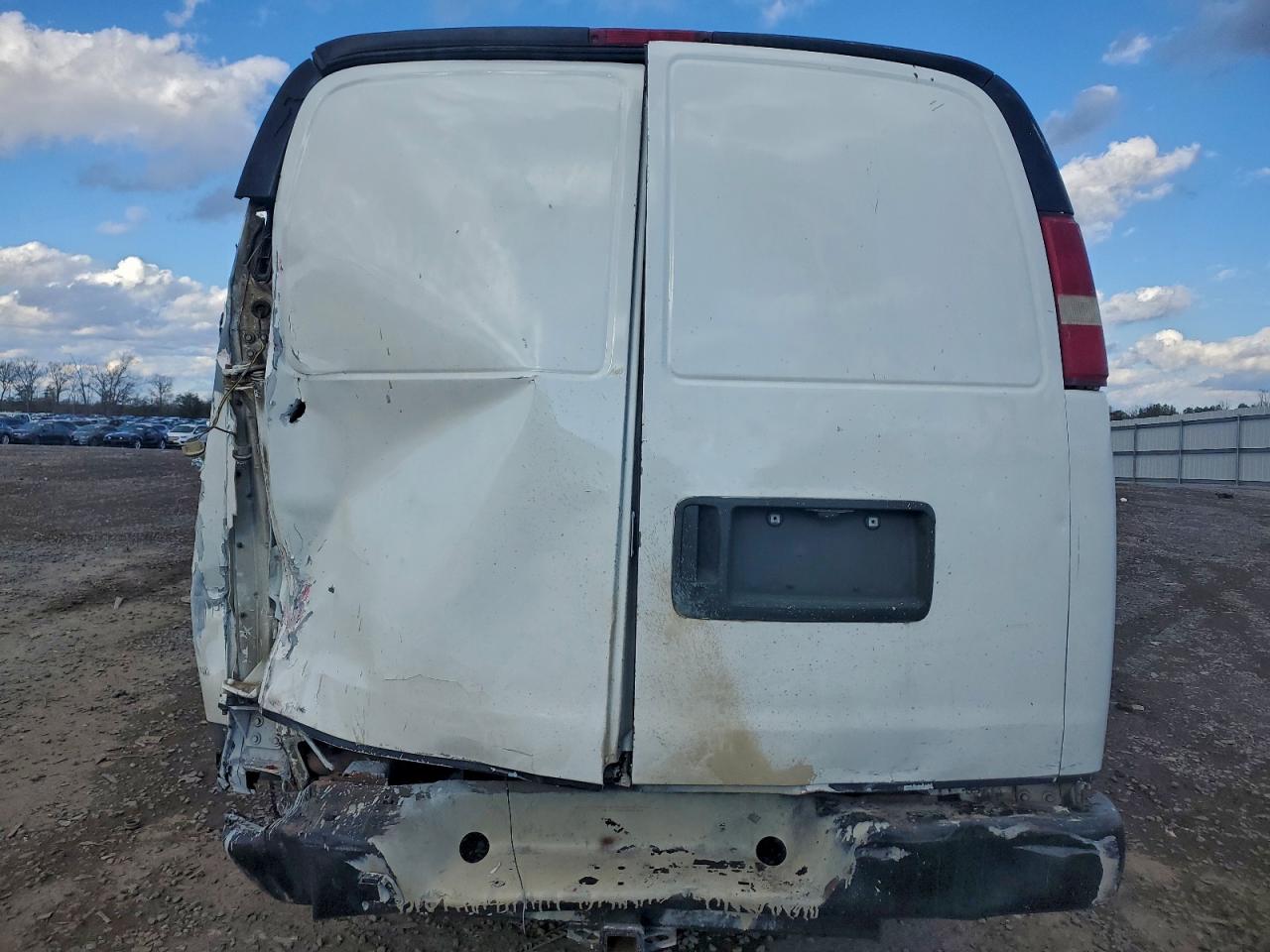 Lot #3302749044 2003 CHEVROLET EXPRESS