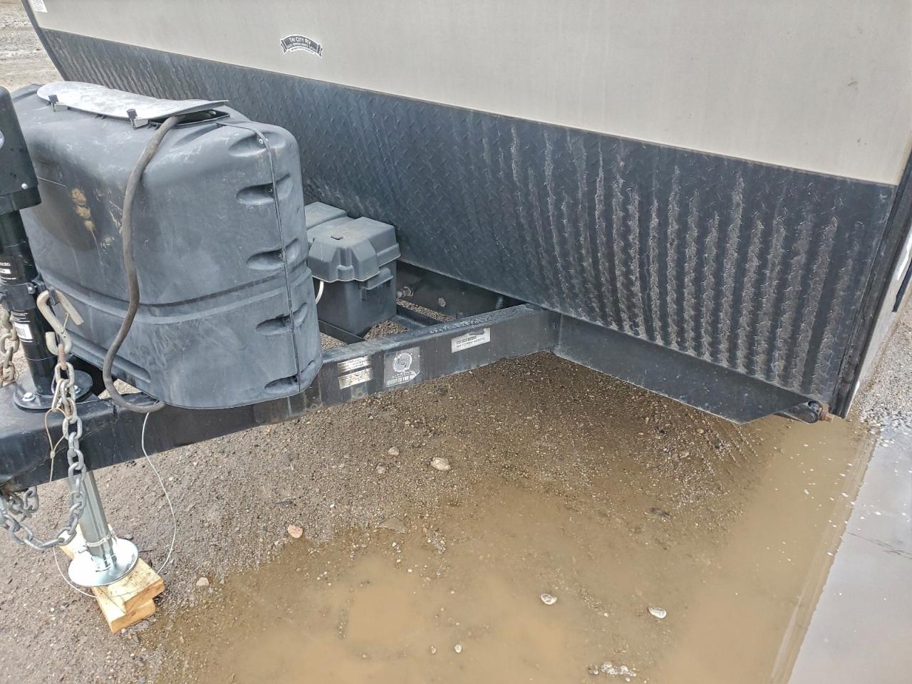 Lot #3298121150 2015 WILDWOOD GREY WOLF