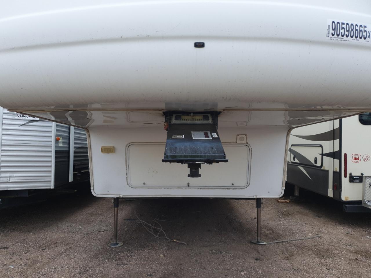 Lot #3285934567 2005 KEYSTONE MONTANA