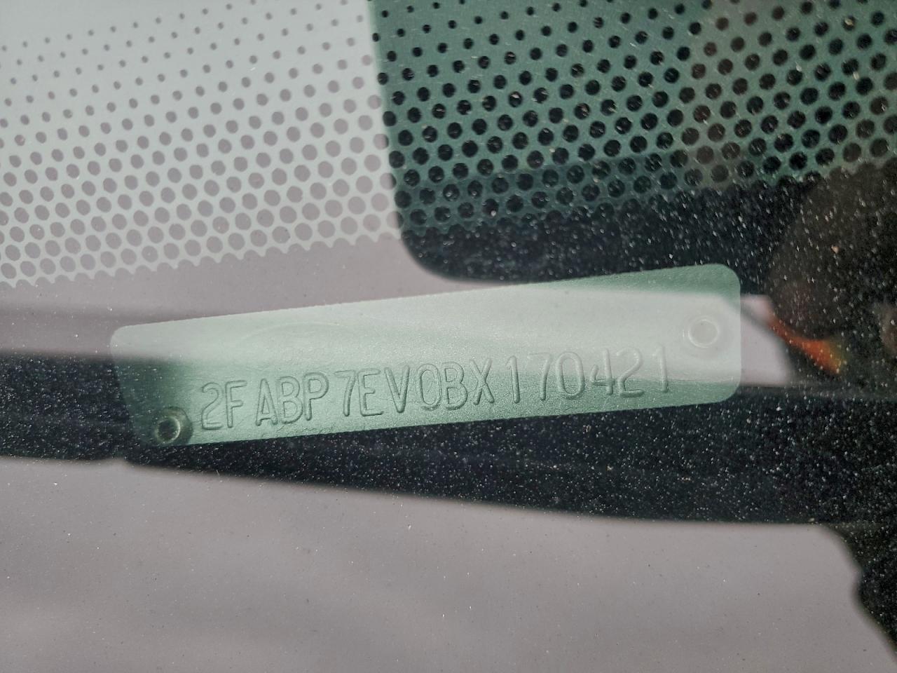 FORD CROWN VICTORIA LX