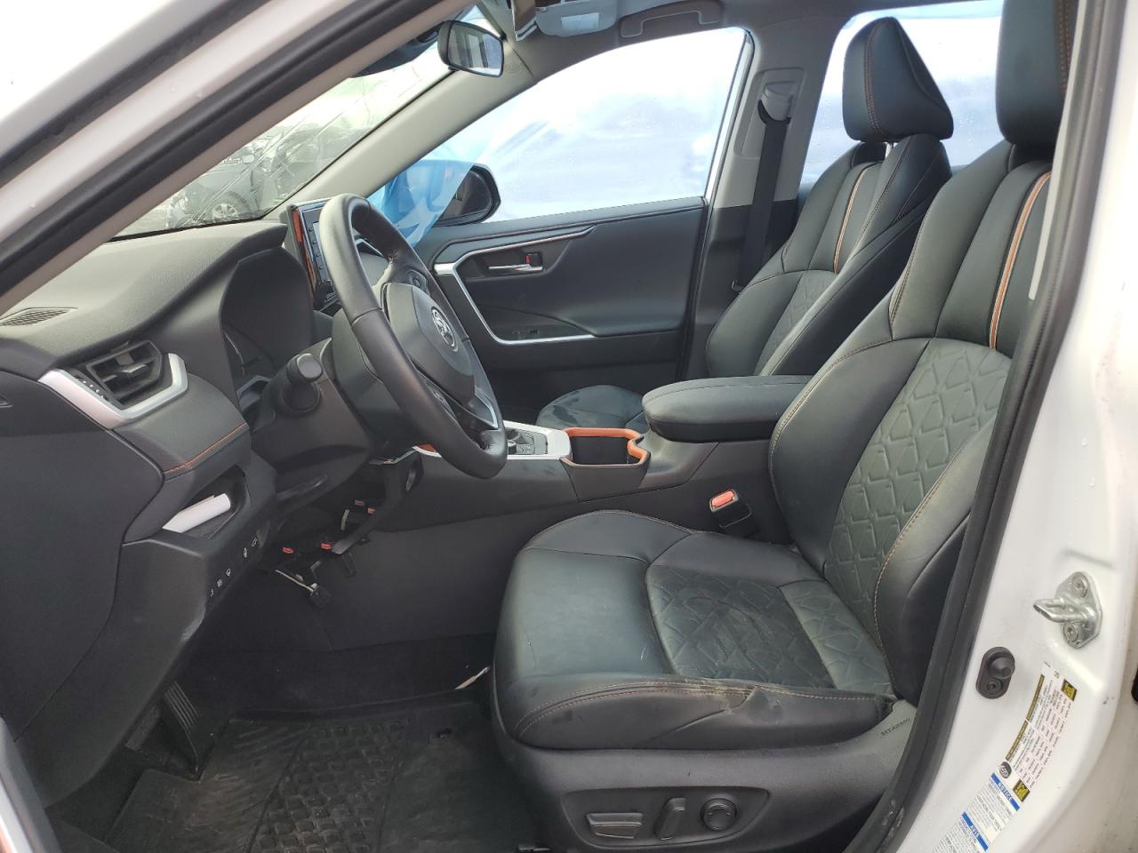 TOYOTA RAV4 ADVENTURE