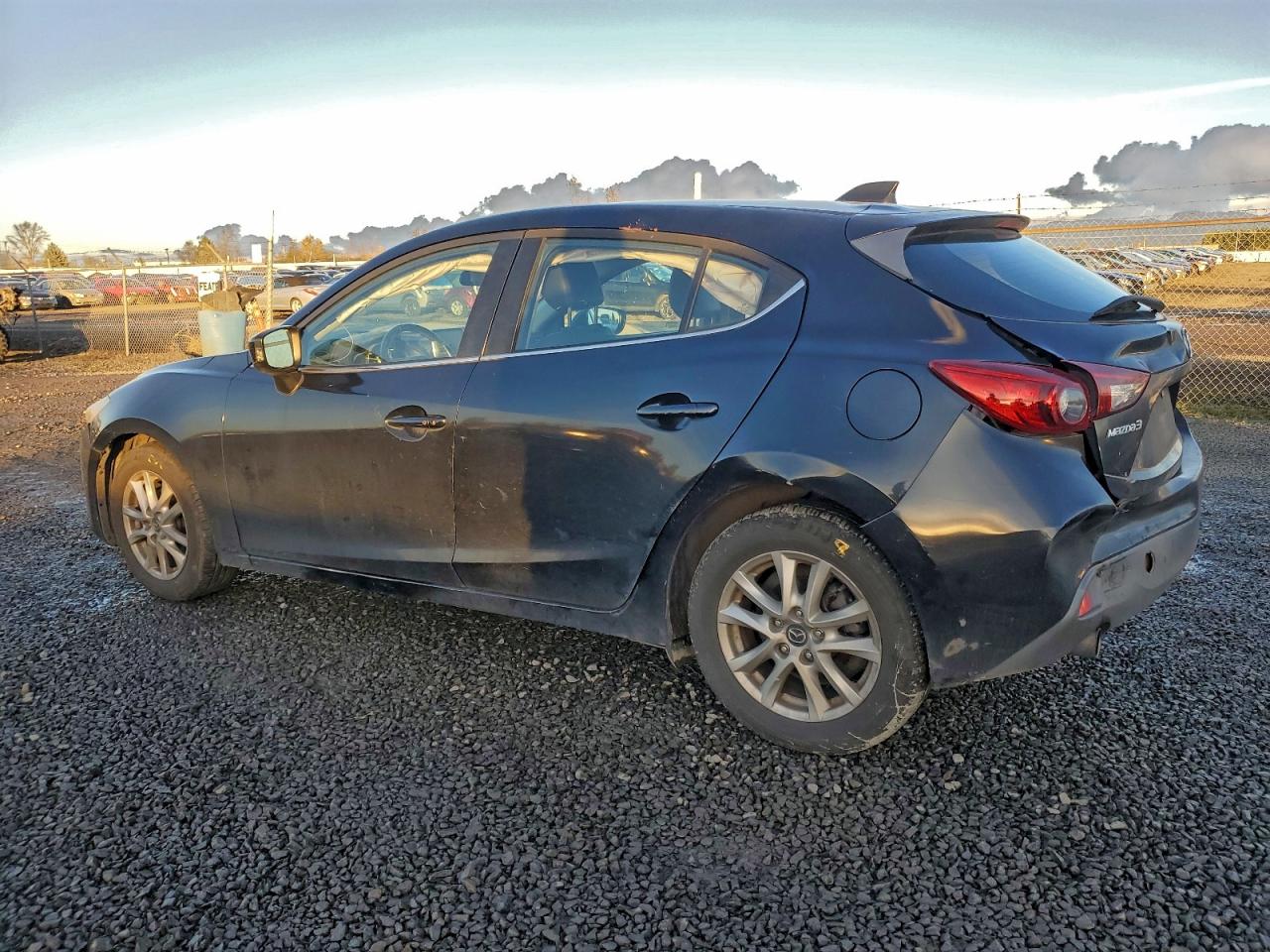 MAZDA 3 GRAND TOURING