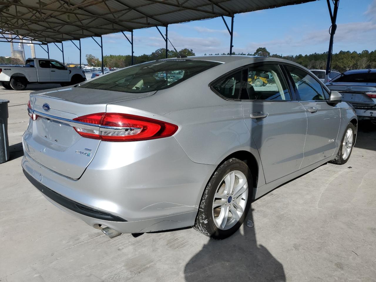 Lot #3301692632 2018 FORD FUSION SE