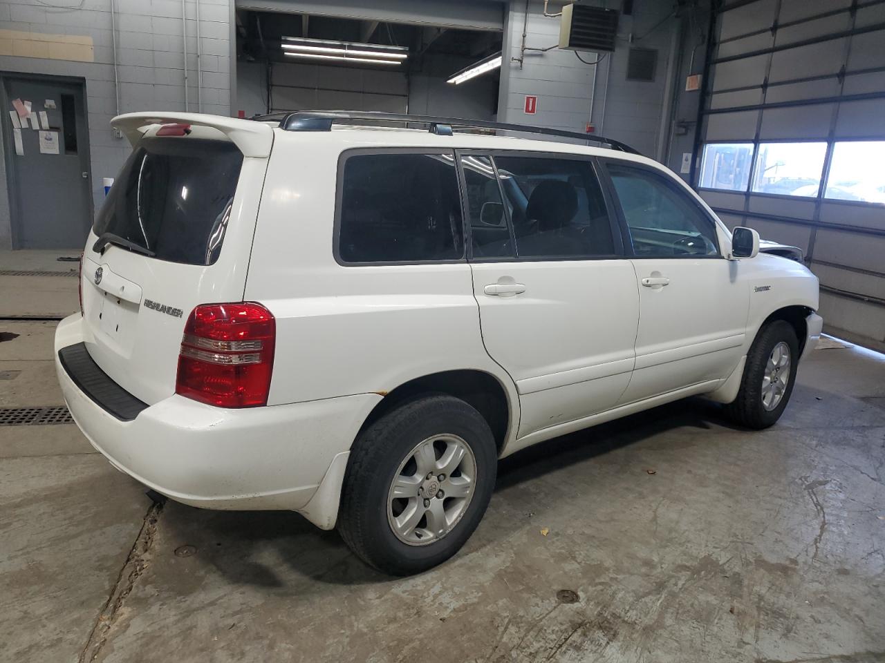 Lot #3292393290 2003 TOYOTA HIGHLANDER