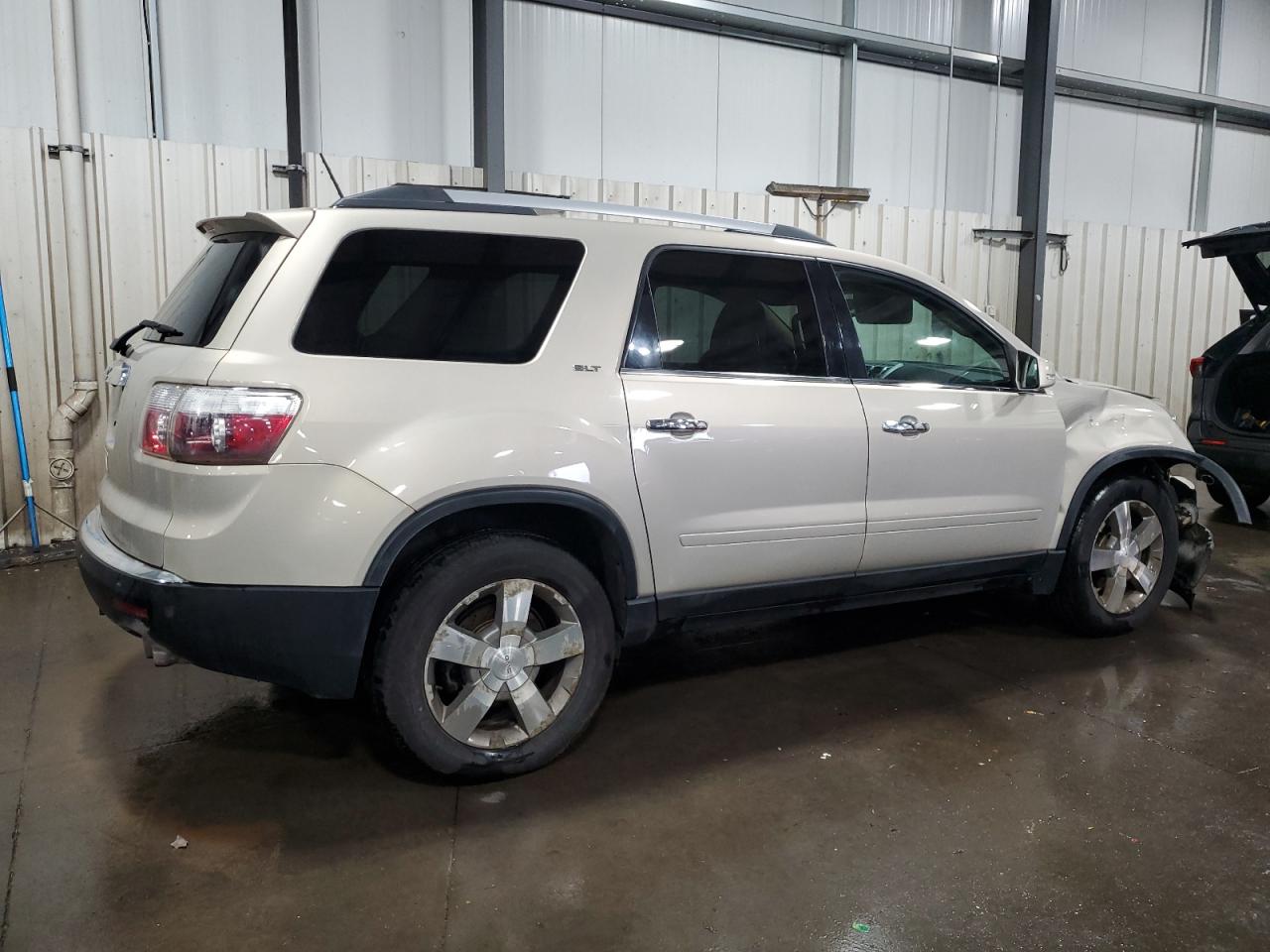 GMC ACADIA SLT-2