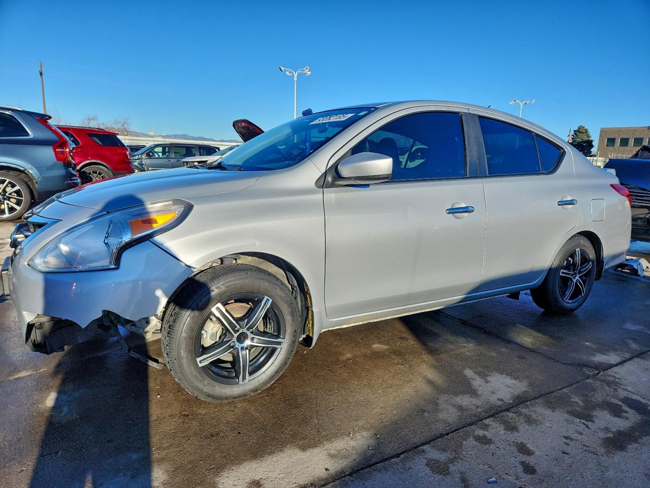 Lot #3296680091 2015 NISSAN VERSA S