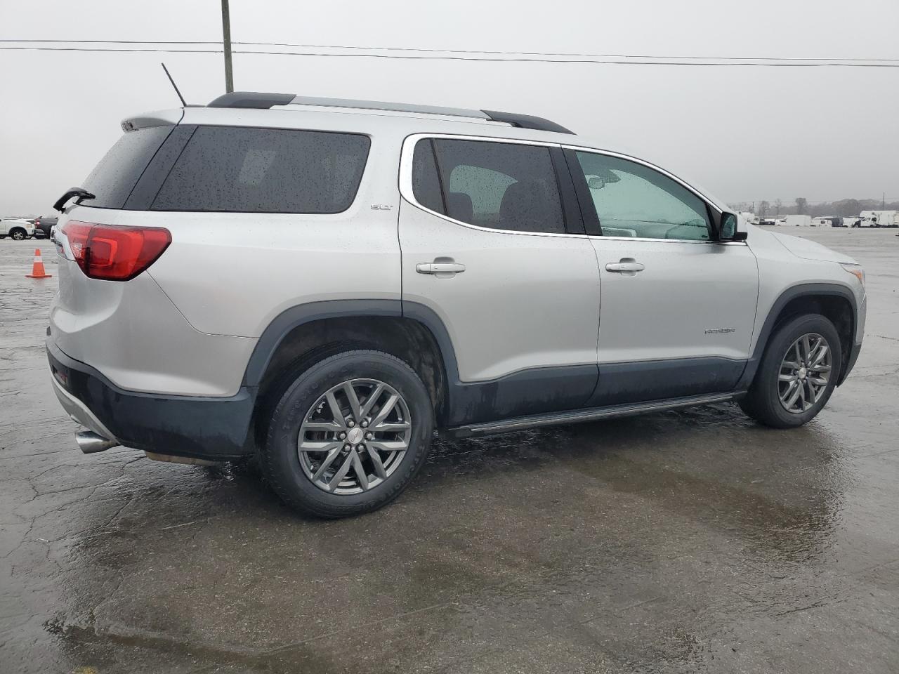 GMC ACADIA SLT-1