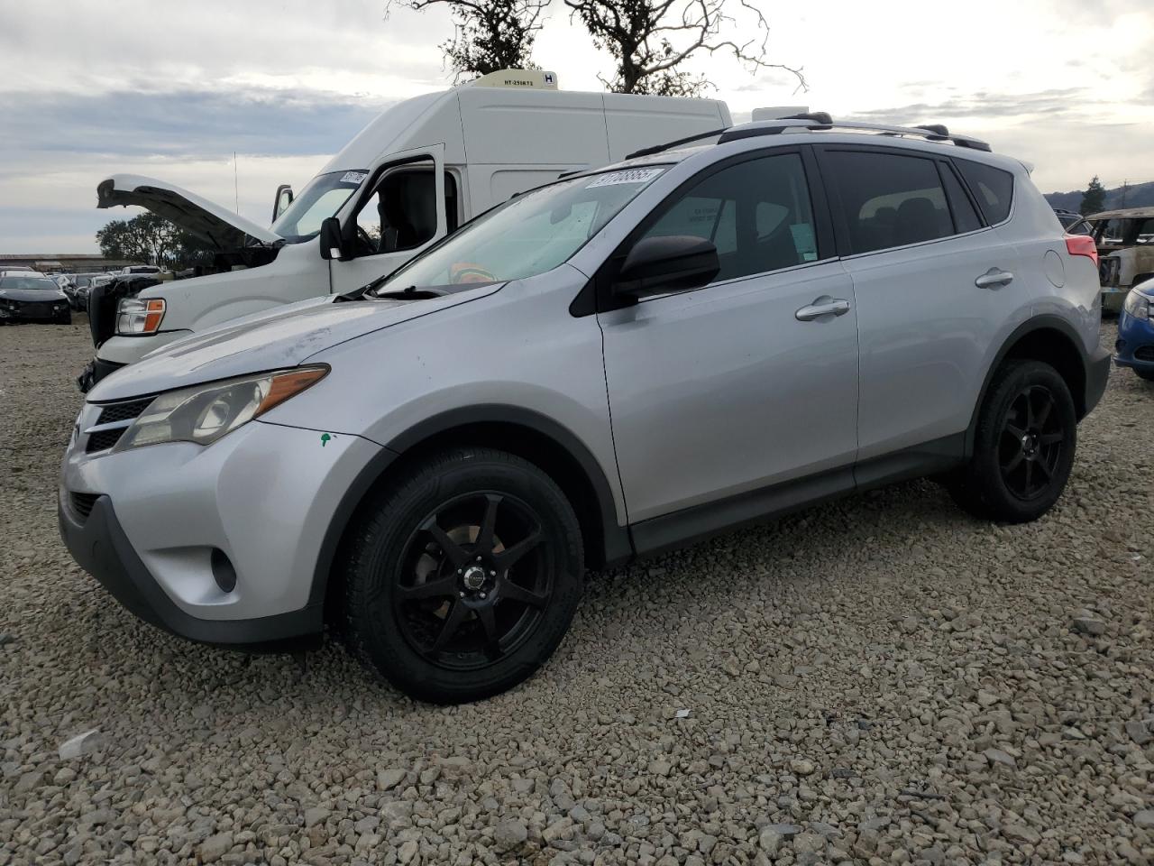 TOYOTA RAV4 LE