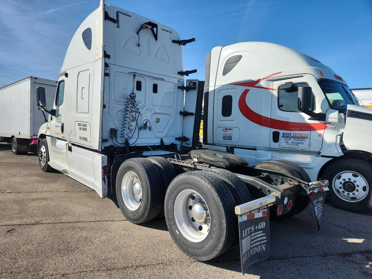 Lot #3285637318 2017 FREIGHTLINER CASCADIA 1