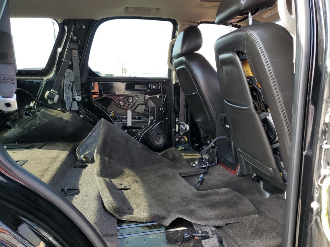 CADILLAC ESCALADE PREMIUM