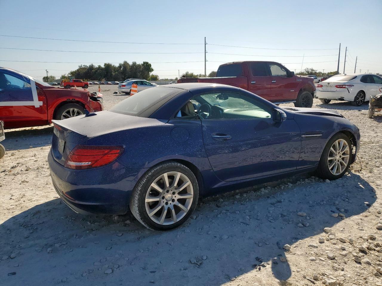 MERCEDES-BENZ SLC-CLASS 300