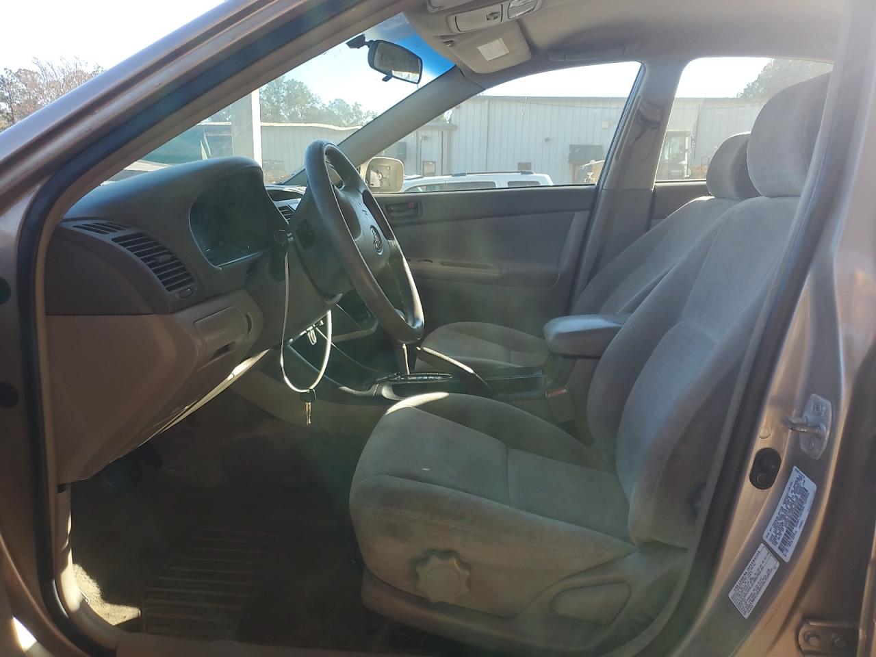 Lot #3297130554 2002 TOYOTA CAMRY LE