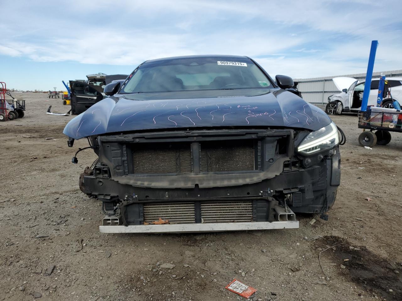 VOLVO S90 T5 MOMENTUM