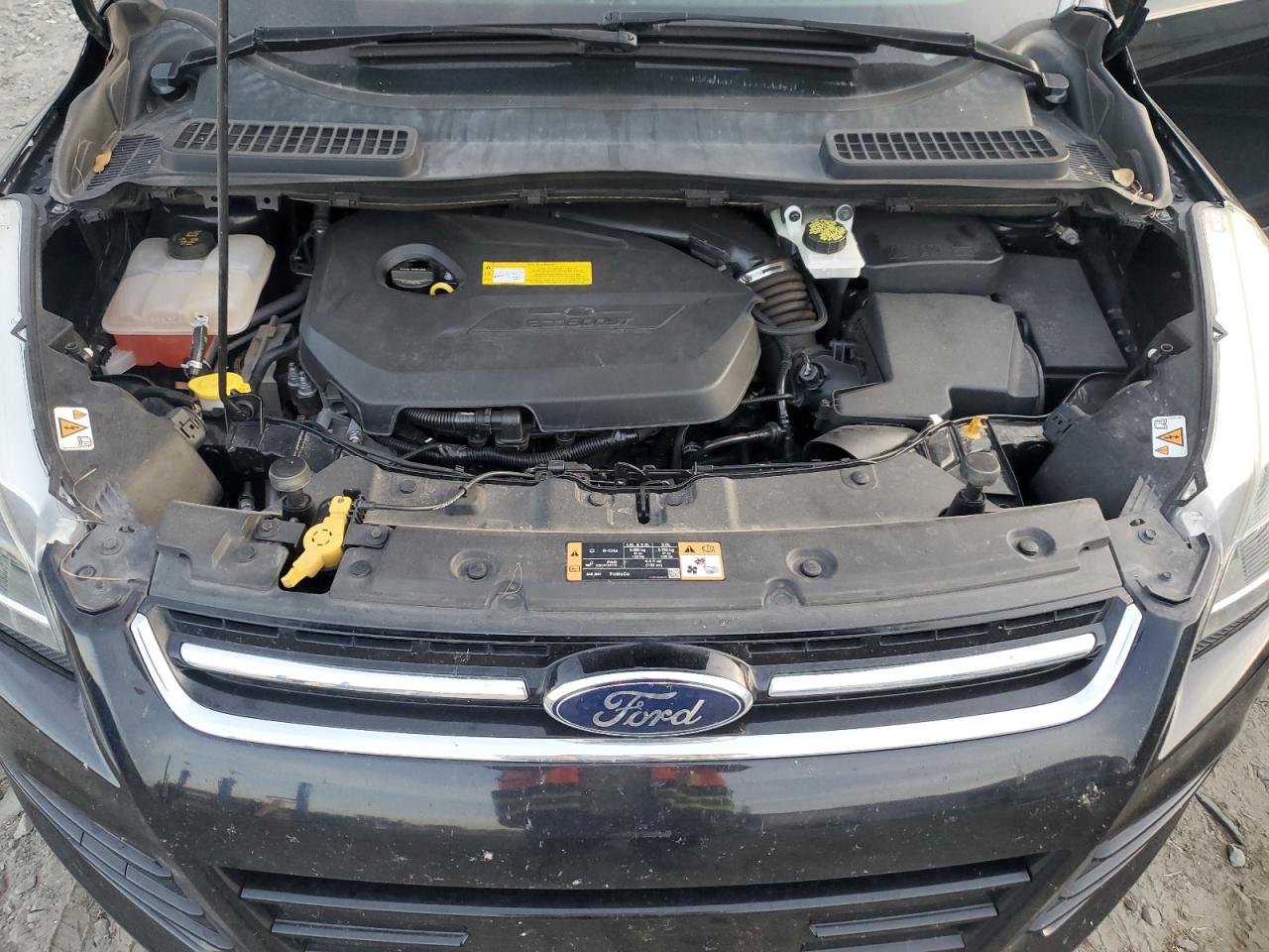 FORD ESCAPE TITANIUM