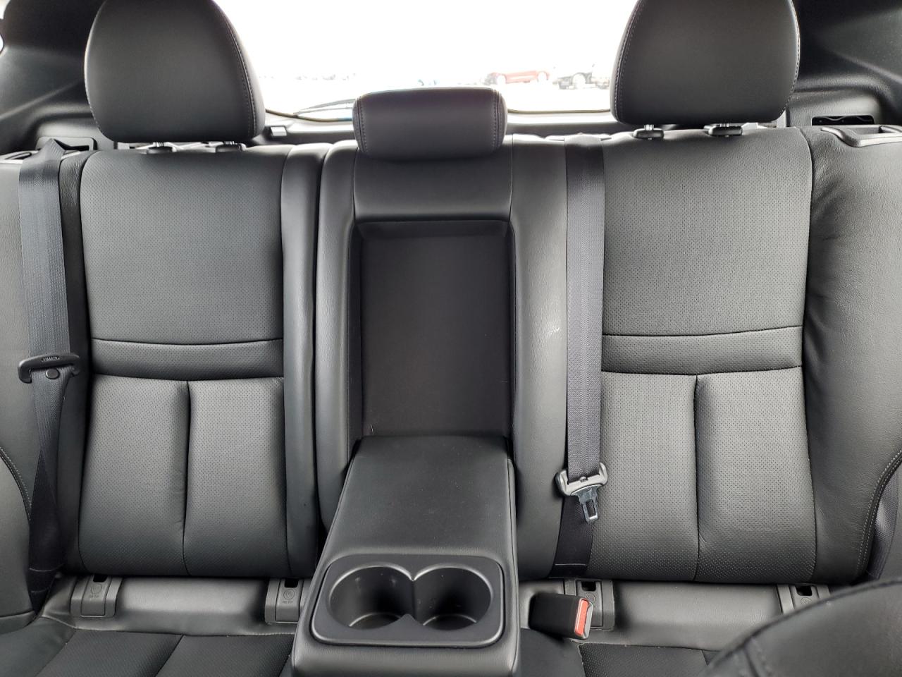 NISSAN ROGUE SPORT S