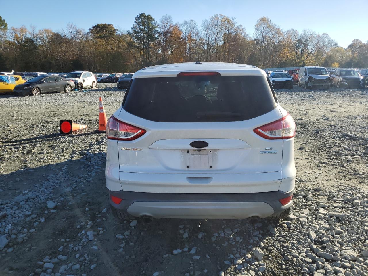 FORD ESCAPE SE