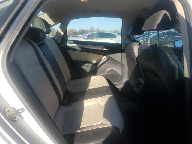 2015 VOLKSWAGEN PASSAT SE - 1VWBV7A38FC031531