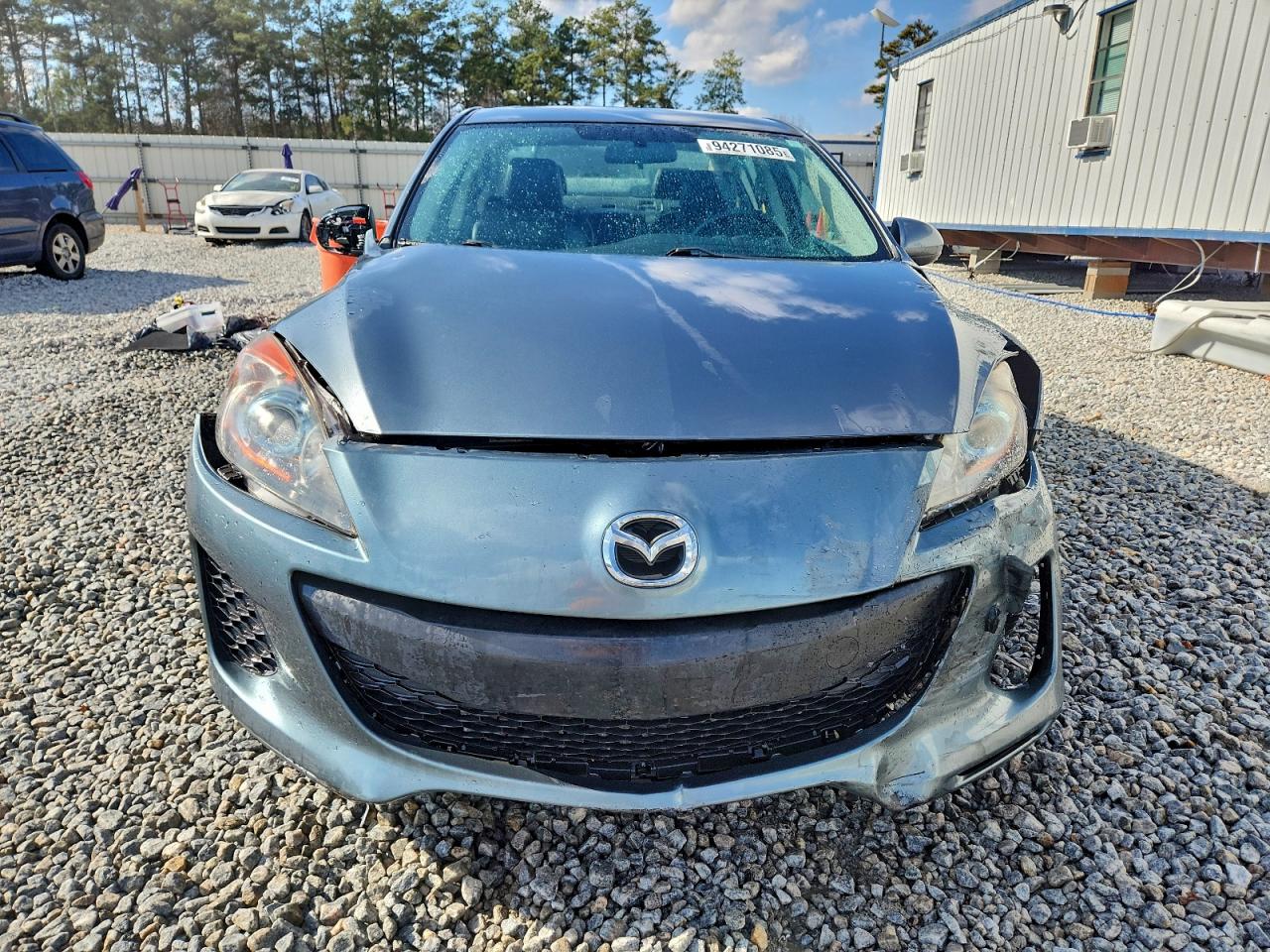 MAZDA 3 I