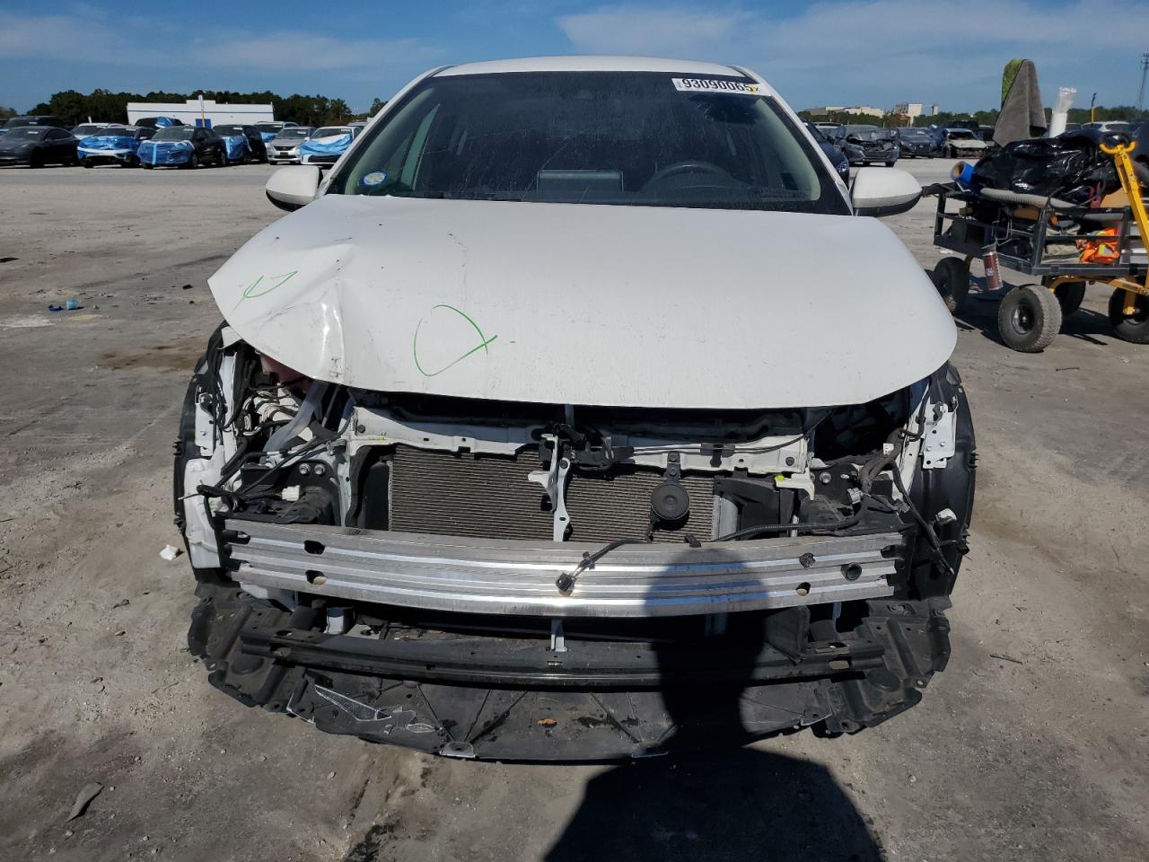 Lot #3302885958 2020 TOYOTA COROLLA LE